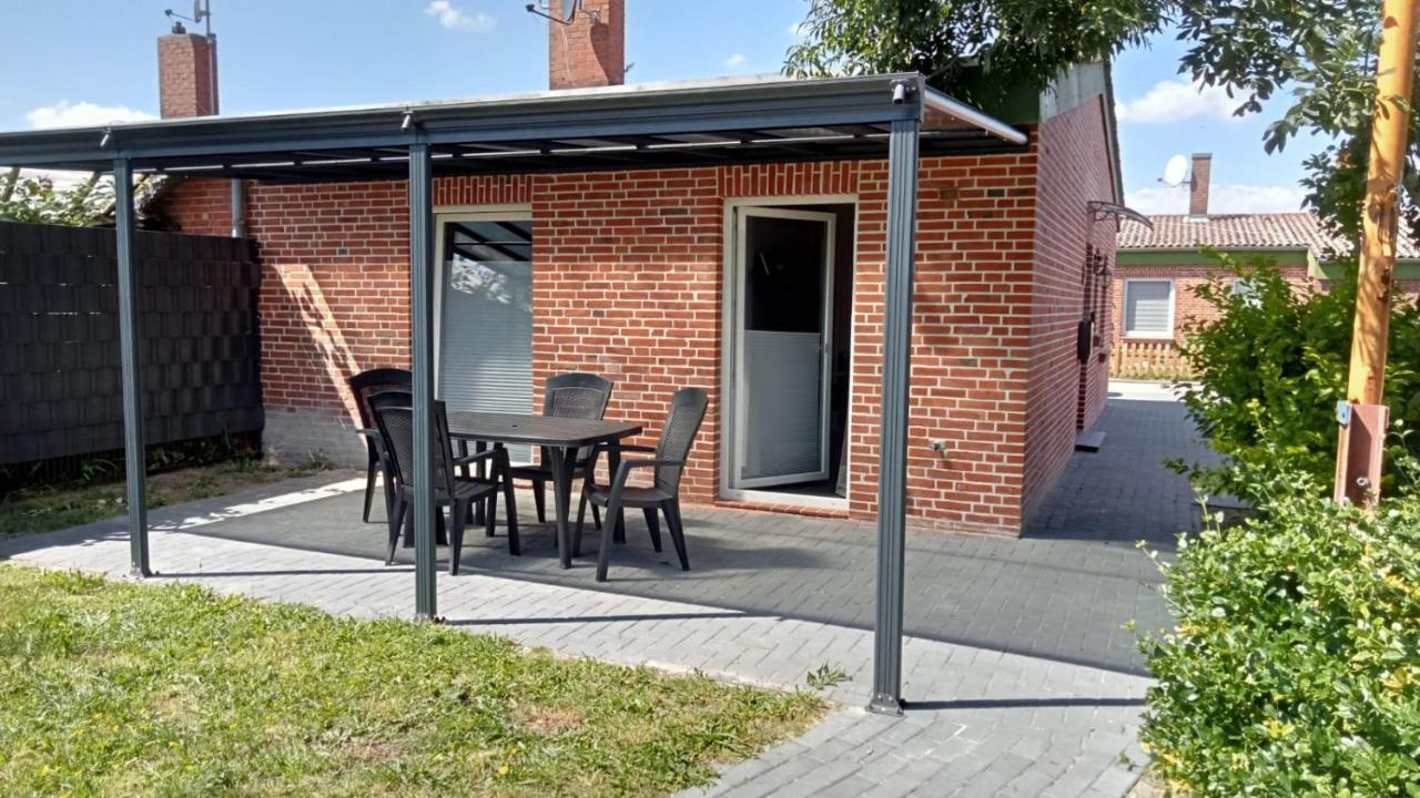 Ferienhaus Am Binnenhafen Emden Exterior photo